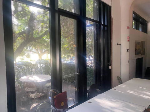 Award-winning, Luxury 3 Bedroom Designer Loft, Factory Conversion - Palm Beach Accommodation 2