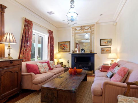 Aylmerton House And Cottage For 14 Southern Highlands - Palm Beach Accommodation 4