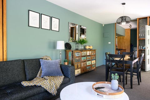 Azidene House & Spa Apartment - Palm Beach Accommodation 4