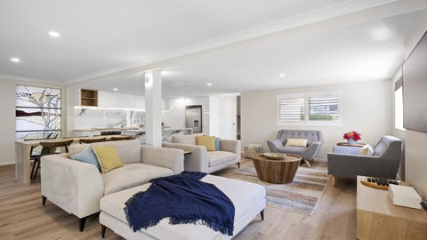 Azure - Palm Beach Accommodation 1