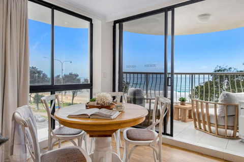 Athena By The Sea Luxurious Beachfront Retreat - CoastHM - Palm Beach Accommodation 1