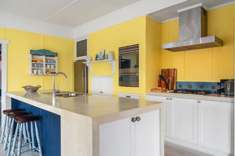 Avalon Vintage Beachside Family Getaway - Palm Beach Accommodation 4