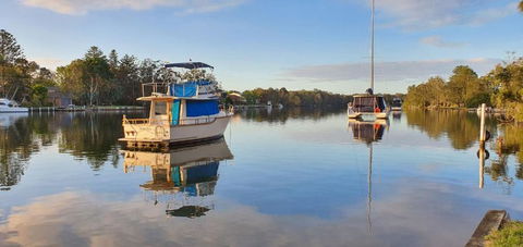 Aqua Adventures Retreat. Waterfront Playground - Palm Beach Accommodation 2