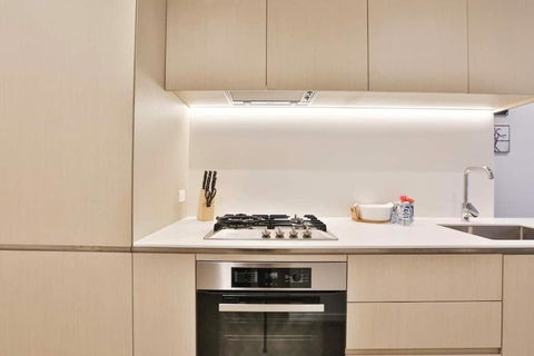 Australia108 Stylish Apartments Southbank LaMaison - Palm Beach Accommodation 1