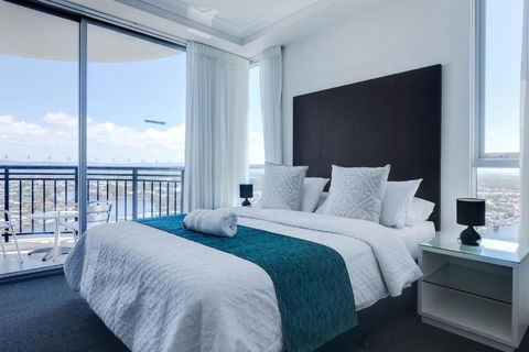 Apartment With Ocean Views - Palm Beach Accommodation 3