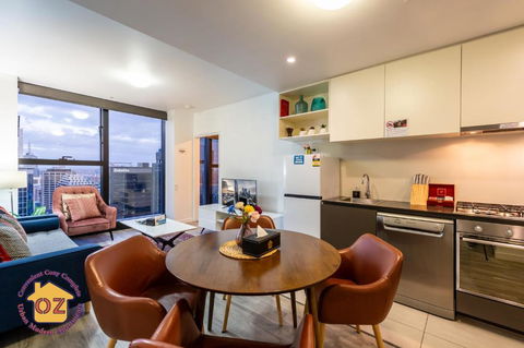 Aussie Escape Apartments-Skyline Collins Tower - Palm Beach Accommodation 2