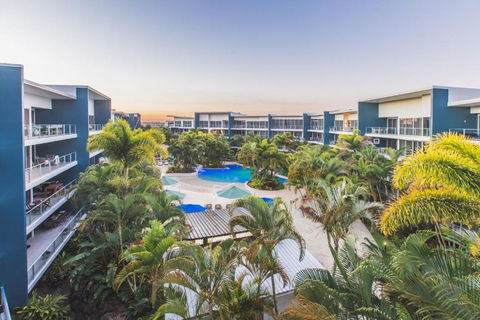 Azzura Greens Resort - Palm Beach Accommodation 0