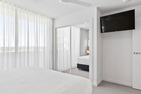 Azzure Escape - Palm Beach Accommodation 1