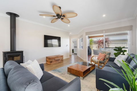 AZZURE On WATERVILLE - Palm Beach Accommodation 2