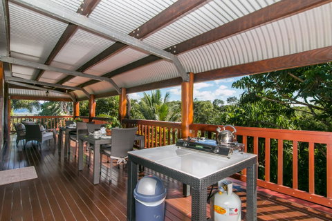 Daintree Manor B&B - Palm Beach Accommodation 16
