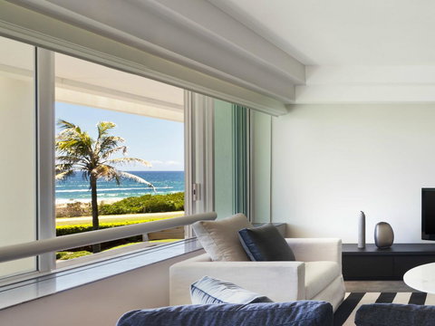 Sheraton Grand Mirage Resort Gold Coast - Palm Beach Accommodation 12