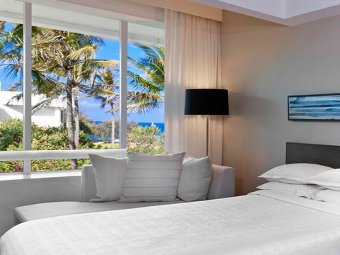 Sheraton Grand Mirage Resort Gold Coast - Palm Beach Accommodation 9