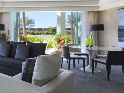 Sheraton Grand Mirage Resort Gold Coast - Palm Beach Accommodation 1