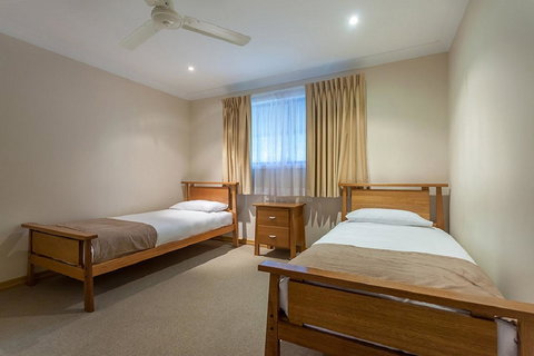 Eastgate On The Range Motel - Palm Beach Accommodation 14