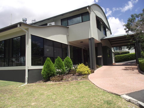 Eastgate On The Range Motel - Palm Beach Accommodation 17