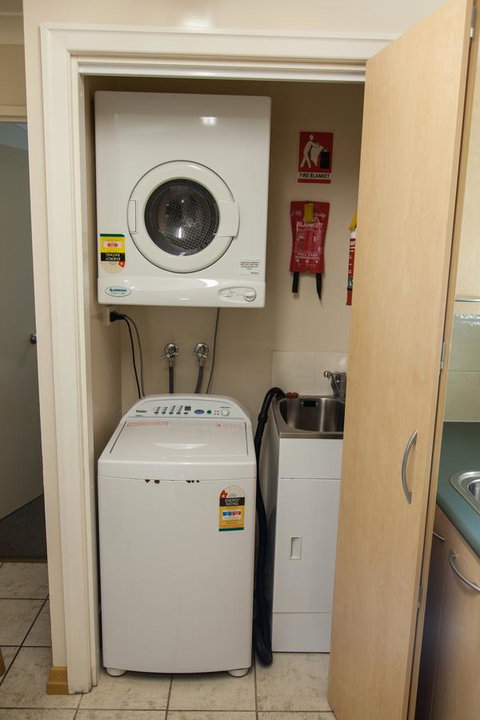 Eastgate On The Range Motel - Palm Beach Accommodation 41