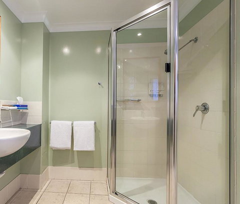 Eastgate On The Range Motel - Palm Beach Accommodation 7