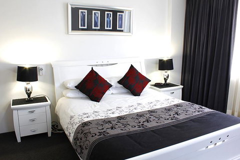 Beaconlea - Palm Beach Accommodation 12
