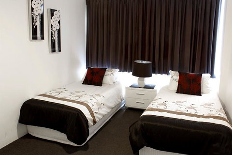 Beaconlea - Palm Beach Accommodation 7