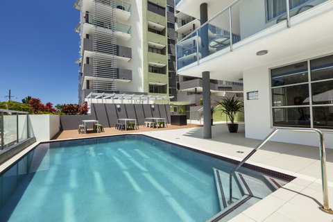 Quest Breakfast Creek - Palm Beach Accommodation 9