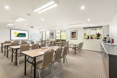 Quest Breakfast Creek - Palm Beach Accommodation 4