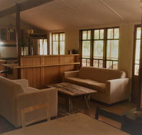 Boonah Cottage - Palm Beach Accommodation