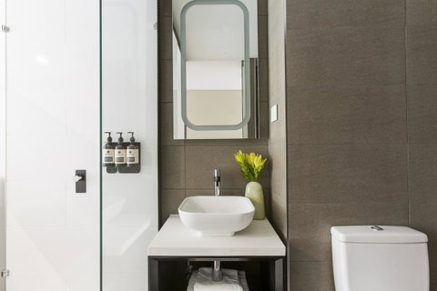 The Kingsford Brisbane Airport, Ascend Hotel Collection - Palm Beach Accommodation 9