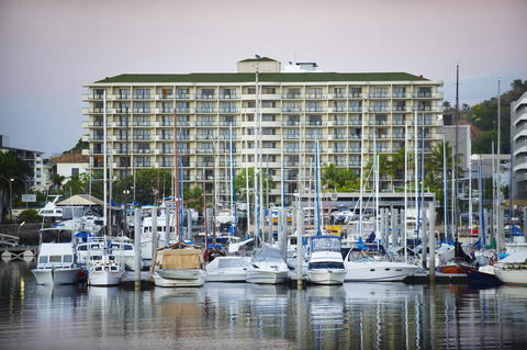 Aligned Corporate Residences Townsville - Palm Beach Accommodation 4