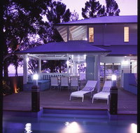 The Pines At Oak Beach - Palm Beach Accommodation