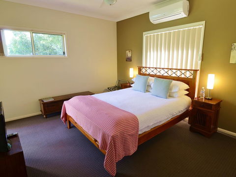 Apple Tree Cottage Montville - Palm Beach Accommodation 7
