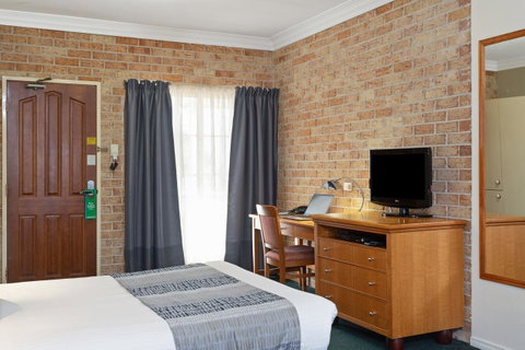 Coopers Colonial Motel - Palm Beach Accommodation 17