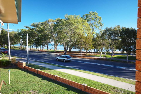 Cloud 8 On Welsby - Palm Beach Accommodation 14