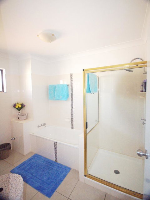 Cloud 8 On Welsby - Palm Beach Accommodation 25