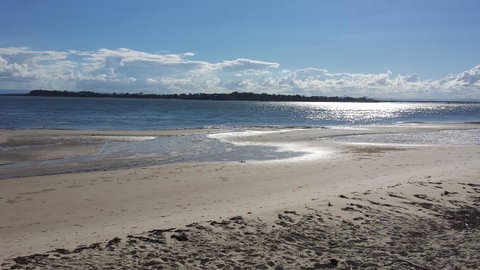 Cloud 8 On Welsby - Palm Beach Accommodation 23