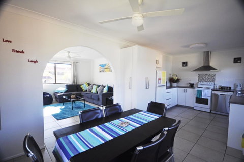 Cloud 8 On Welsby - Palm Beach Accommodation 0