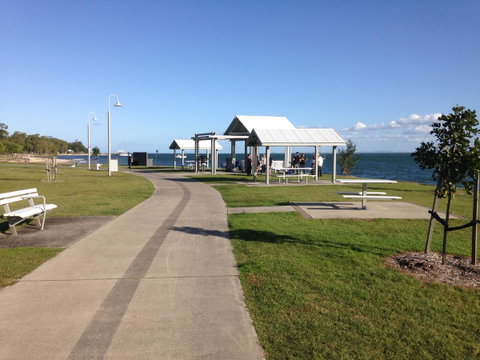 Keith\'s Place, 1 Of The 3 Most Popular Units On Bribie - Palm Beach Accommodation 31