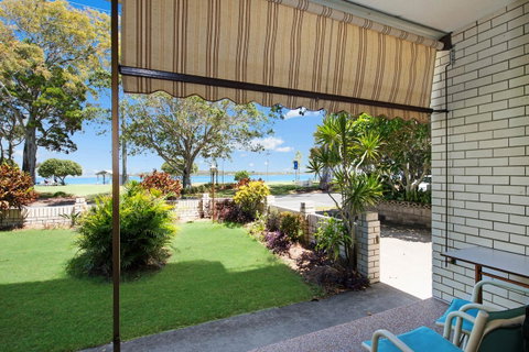 Keith\'s Place, 1 Of The 3 Most Popular Units On Bribie - Palm Beach Accommodation 8