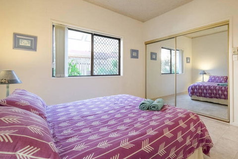 Keith\'s Place, 1 Of The 3 Most Popular Units On Bribie - Palm Beach Accommodation 11