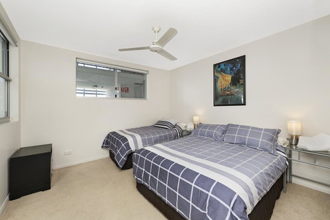 Keith's Sister - Palm Beach Accommodation 9