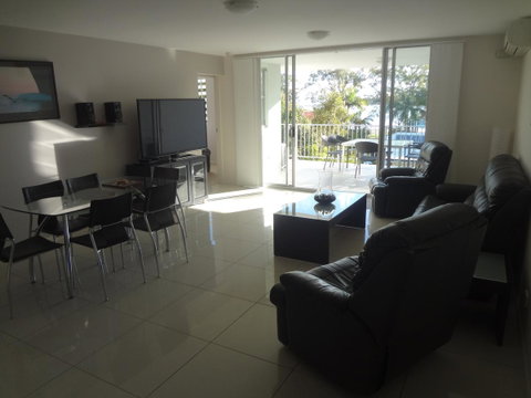 Keith's Sister - Palm Beach Accommodation 27