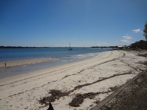 Keith's Sister - Palm Beach Accommodation 36