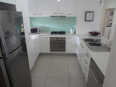 Keith's Sister - Palm Beach Accommodation 33