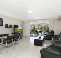 Keith's Sister - Palm Beach Accommodation