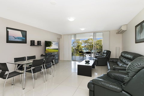 Keith's Sister - Palm Beach Accommodation 0