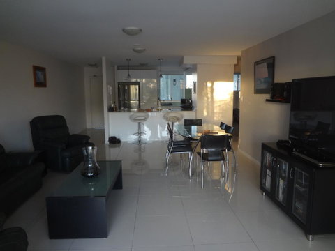 Keith's Sister - Palm Beach Accommodation 28