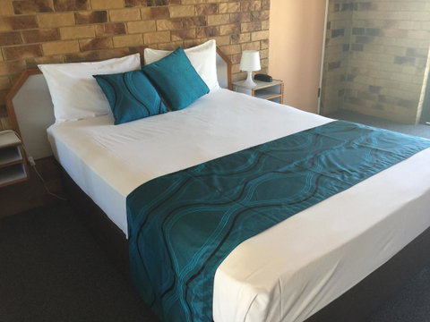 Bribie Waterways Motel - Palm Beach Accommodation 11