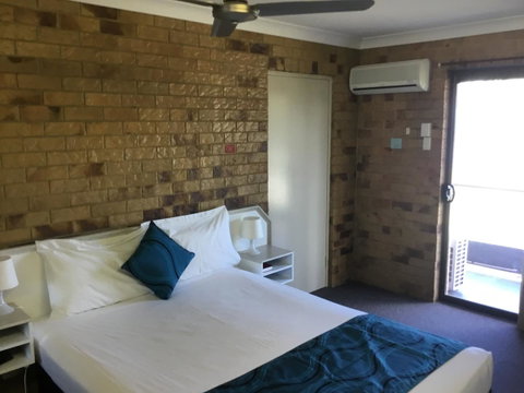 Bribie Waterways Motel - Palm Beach Accommodation 16