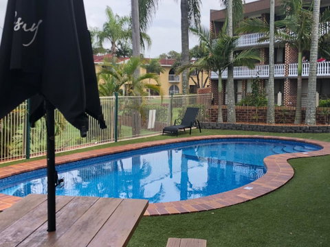 Bribie Waterways Motel - Palm Beach Accommodation 7