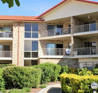 Spacious unit with views of Pumicestone - Wattle Ave Bongaree - Palm Beach Accommodation