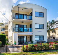 Waterfront views from private rooftop balcony - Bayview South Esp Bongaree - Palm Beach Accommodation